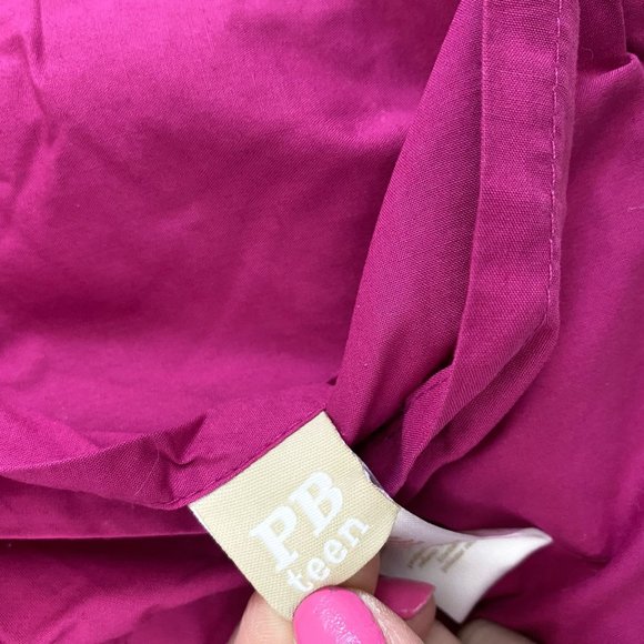 Pottery Barn Teen Gemma Ikat Sateen Sham Standard Pink Magenta White NEW - Picture 4 of 4